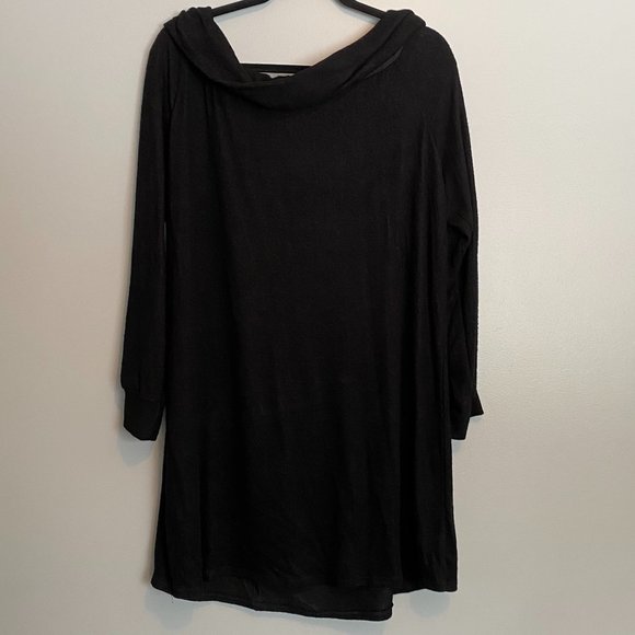 NEW Off the Shoulder Sweater - Picture 4 of 4